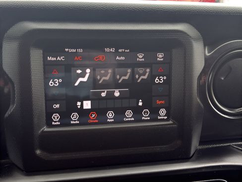 Used 2021 Jeep Wrangler Unlimited Sport AWD/4WD image 17