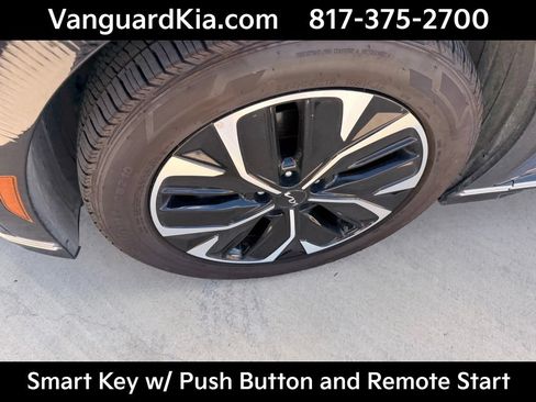 Certified 2024 Kia EV6 Wind RWD image 8