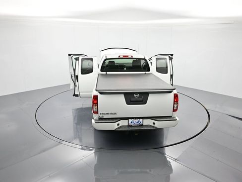Used 2018 Nissan Frontier S image 42