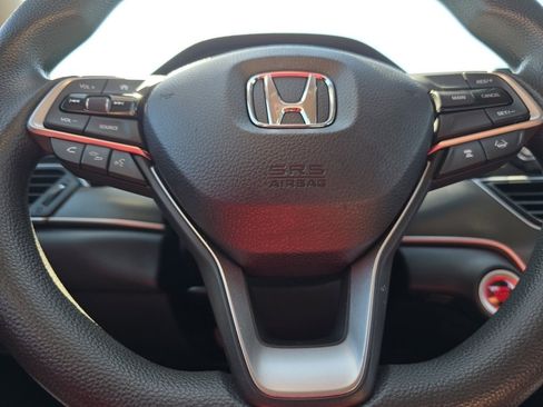 Used 2018 Honda Accord LX image 23