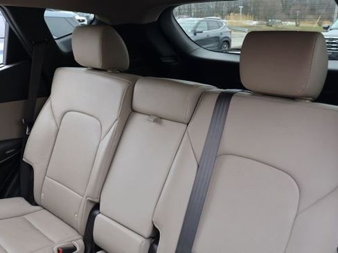Used 2017 Hyundai Santa Fe Sport image 9
