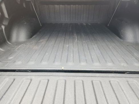 Used 2020 RAM 1500 Limited w/ Body Color Bumper Group image 34