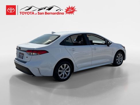 Certified 2023 Toyota Corolla LE image 5