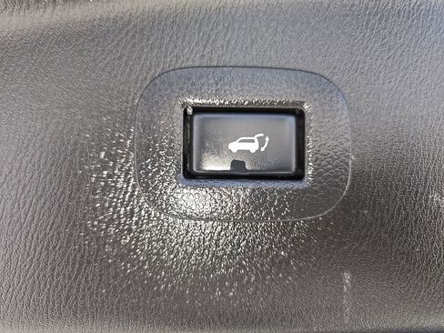Used 2019 INFINITI QX80 Luxe RWD image 29