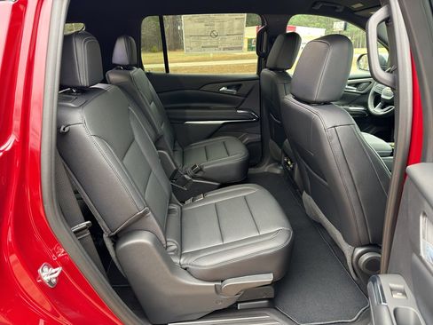 New 2026 Chevrolet Traverse LT image 26