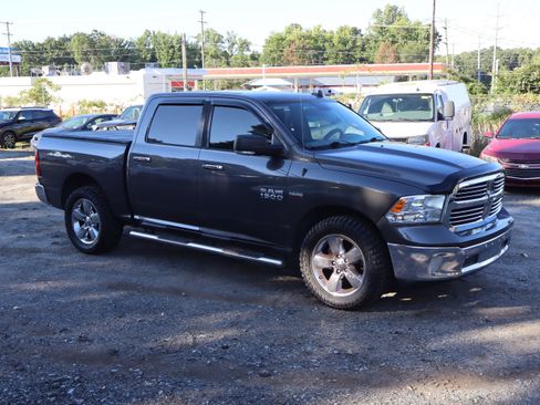 Used 2016 RAM 1500 Big Horn AWD/4WD image 14