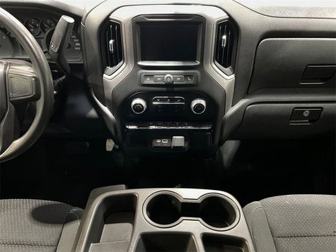 Used 2022 GMC Sierra 1500 Pro w/ Sierra Value Package image 32