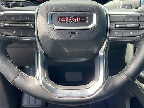 Used 2026 GMC Acadia Elevation w/ Black Edition FWD image 23