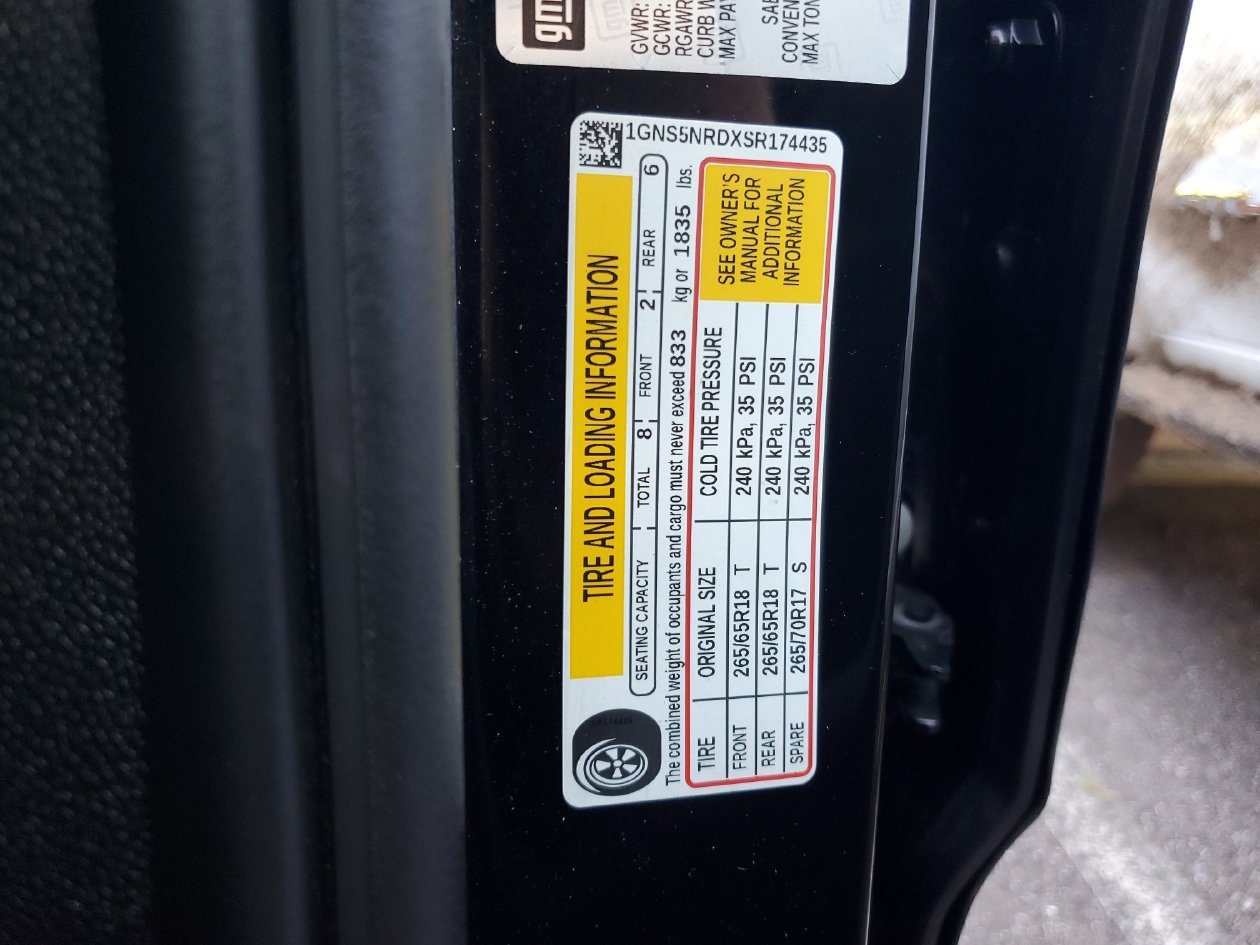 Used 2025 Chevrolet Tahoe LT RWD image 30