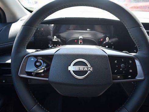 New 2025 Nissan Murano SV AWD/4WD image 11