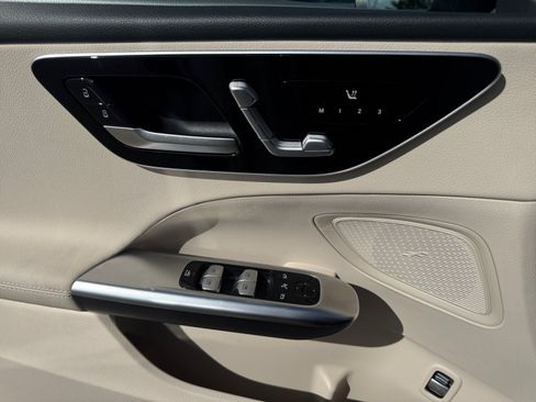 Certified 2025 Mercedes-Benz C 300 4MATIC Sedan image 31