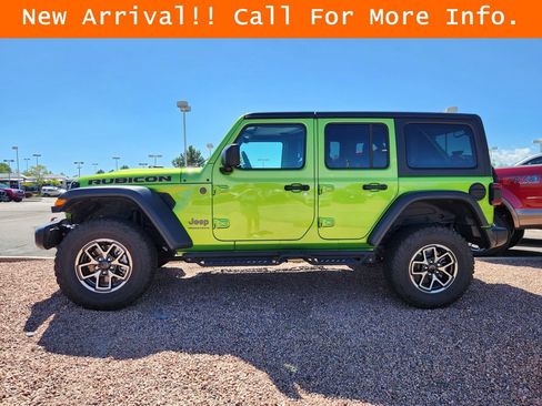 Used 2025 Jeep Wrangler Unlimited Rubicon w/ Safety Group AWD/4WD image 5