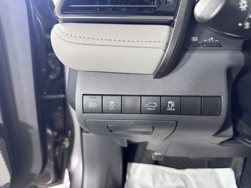 Used 2022 Toyota Camry LE FWD image 21