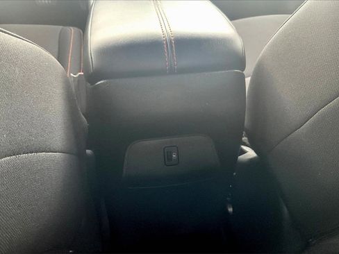 Used 2023 Nissan Sentra SR w/ Midnight Edition Package image 32