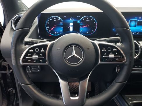 Certified 2021 Mercedes-Benz GLA 250 4MATIC image 18