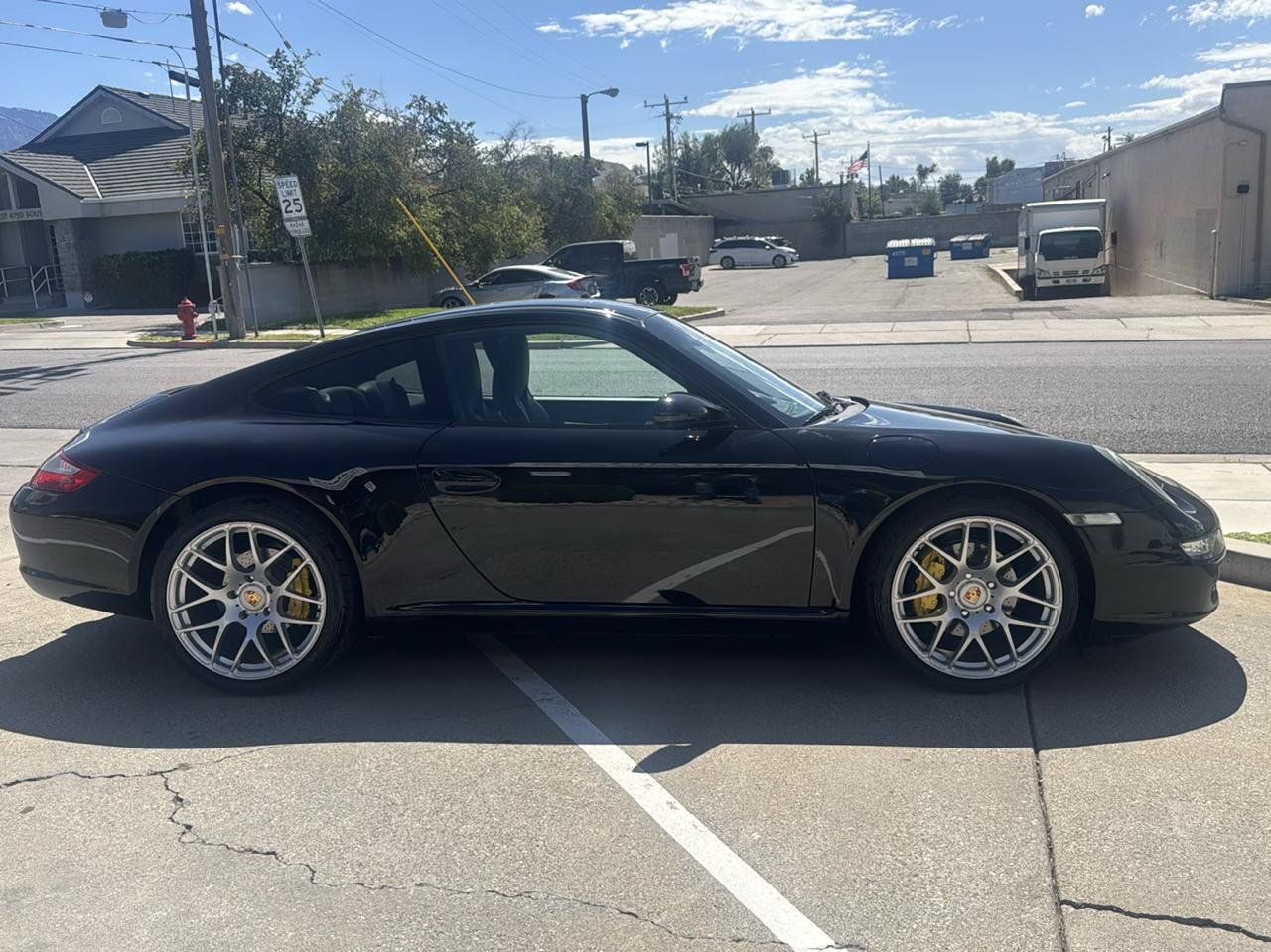 Used 2005 Porsche 911 Carrera RWD image 4