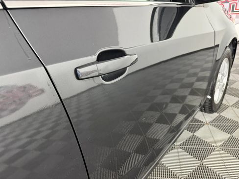 Used 2015 Chevrolet Sonic LT FWD image 26