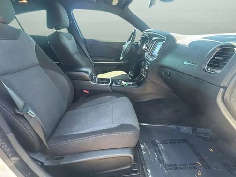 Used 2015 Dodge Charger SE RWD image 20