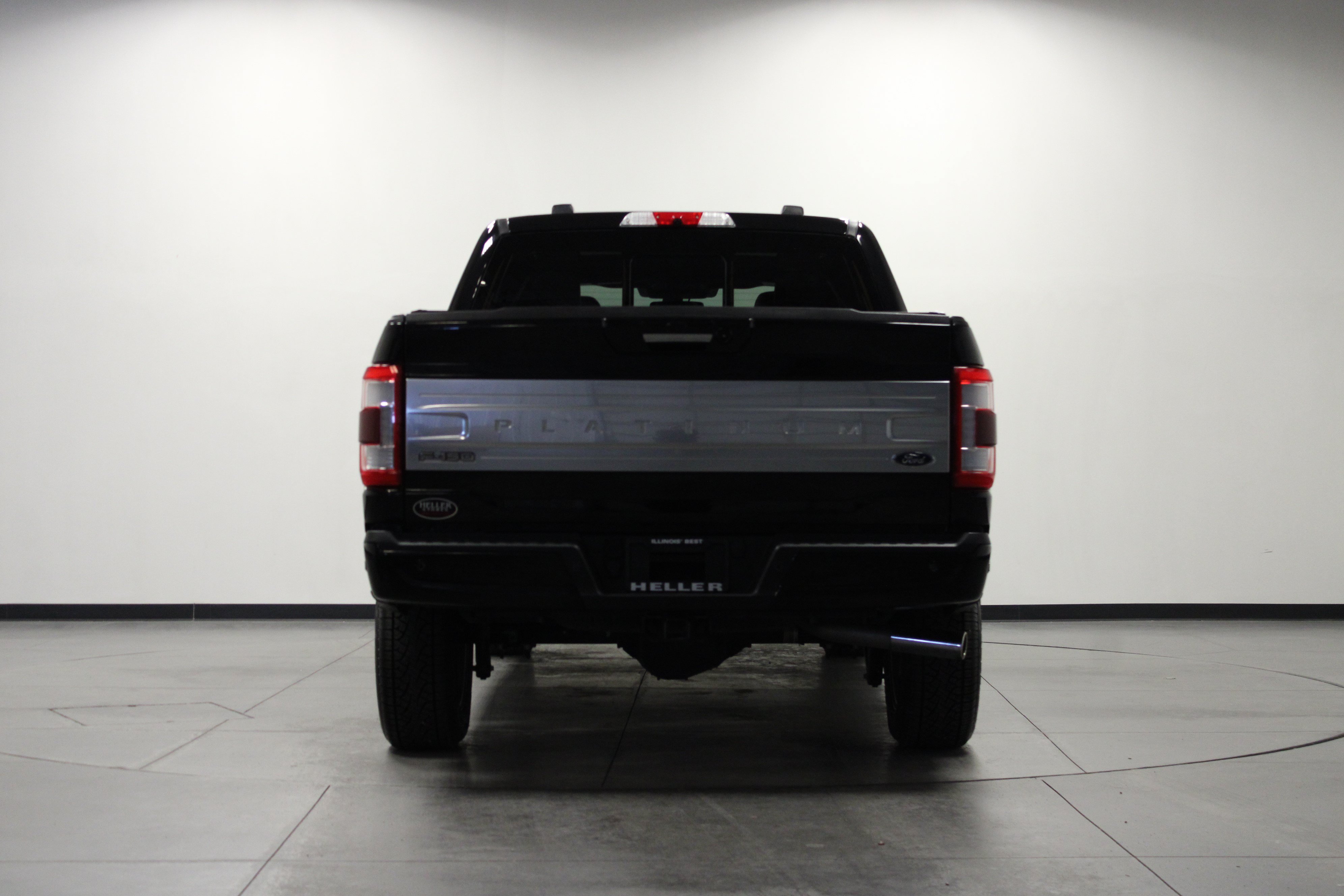 Used 2022 Ford F150 Platinum w/ Equipment Group 701A High AWD/4WD image 5