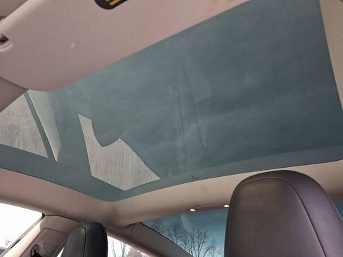 Used 2023 Tesla Model 3 Standard Range RWD image 16