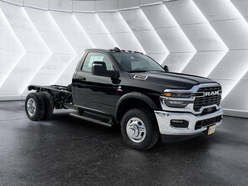 New 2026 RAM 3500 Tradesman image 8