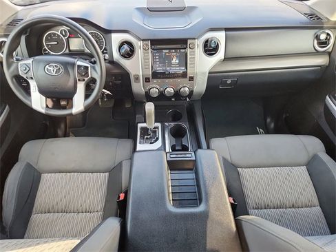 Used 2016 Toyota Tundra SR5 image 18