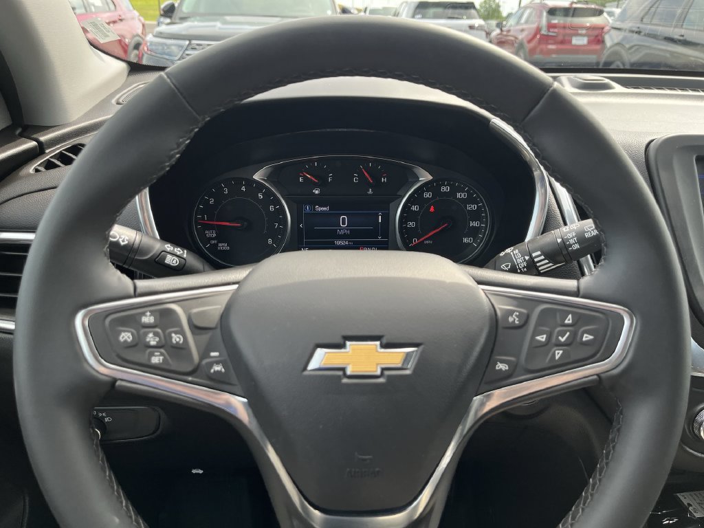 Used 2024 Chevrolet Equinox LT w/ LPO, Floor Liner Package FWD image 14