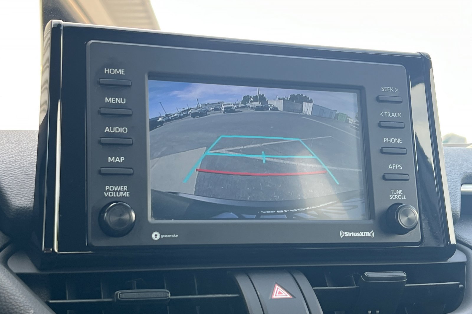 Certified 2022 Toyota RAV4 LE AWD/4WD image 18