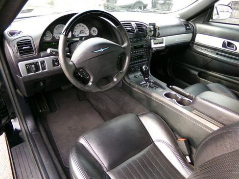 Used 2005 Ford Thunderbird Deluxe image 14