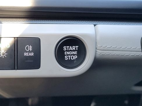 Certified 2024 Porsche Panamera image 20