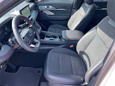 New 2026 Ford Explorer ST w/ Sun And Sound Package image 39