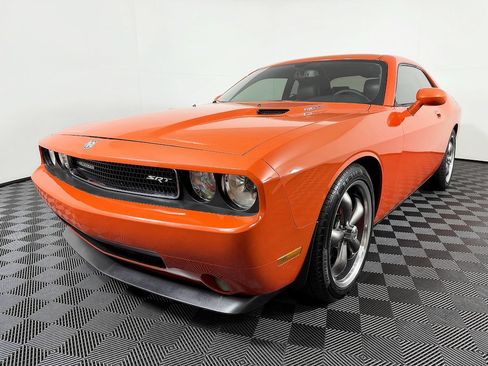 Used 2009 Dodge Challenger SRT8 w/ SRT Option Group II RWD image 3