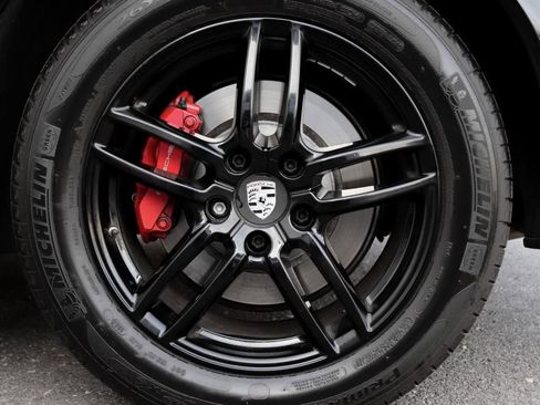 Used 2017 Porsche Cayenne GTS image 88