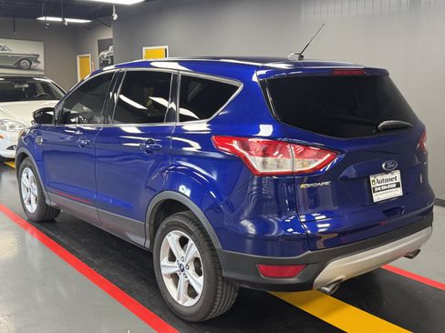 Used 2015 Ford Escape SE FWD image 4