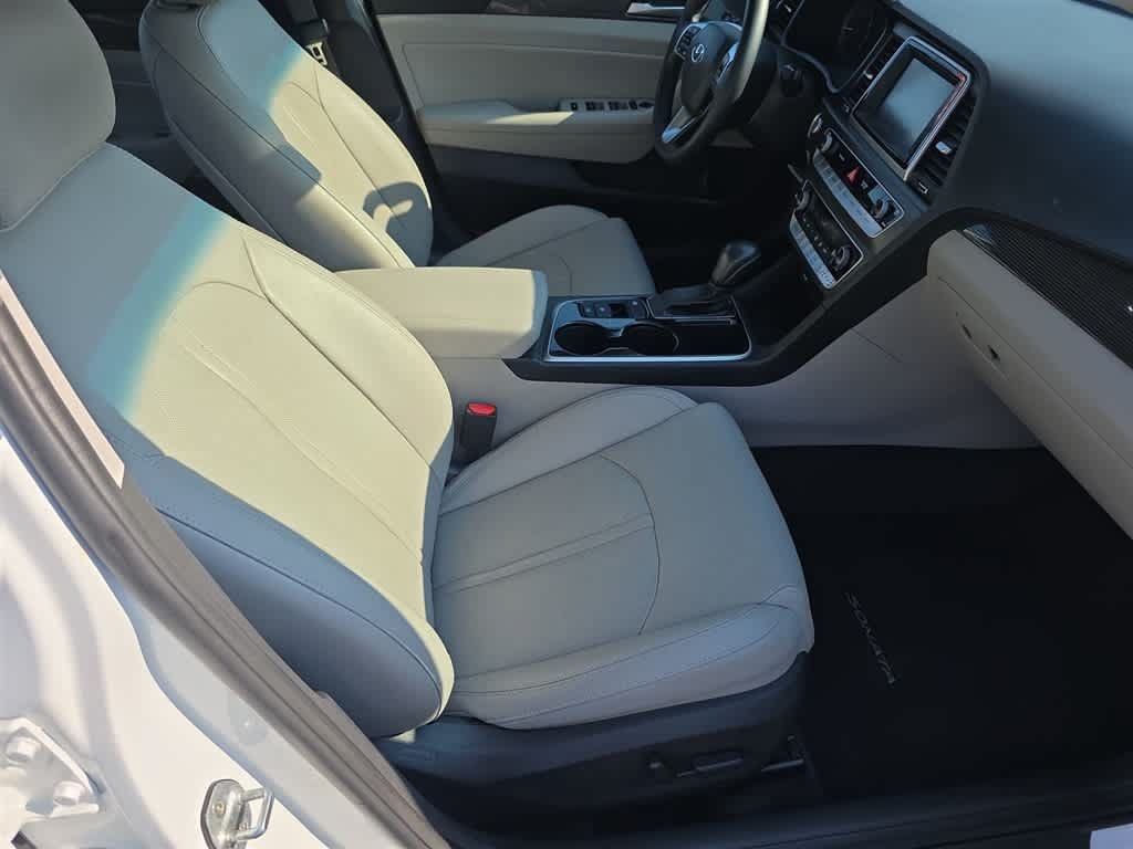 Used 2018 Hyundai Sonata Limited FWD image 10