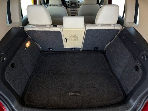 Used 2016 Volkswagen Tiguan S image 17