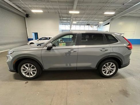 Used 2024 Honda CR-V EX-L image 6