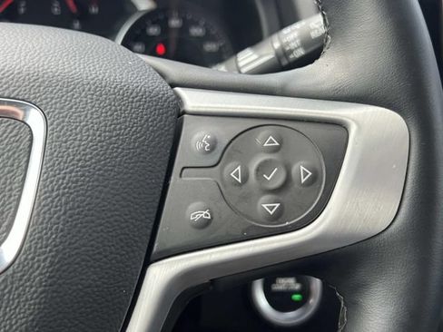 Used 2024 GMC Terrain SLT w/ LPO, Floor Liner Package AWD/4WD image 30