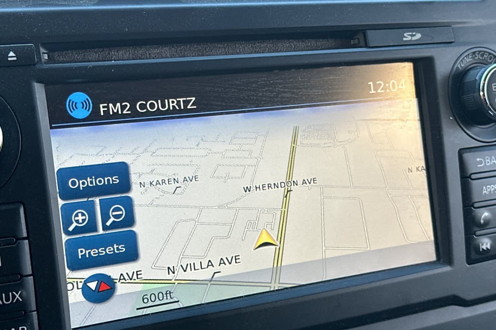 Used 2016 Nissan Titan SV AWD/4WD image 19