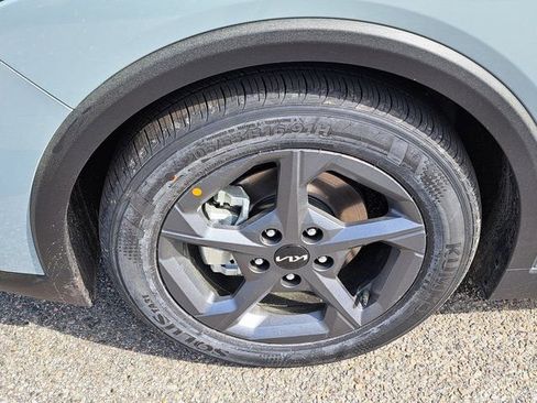 New 2026 Kia K4 LXS image 16