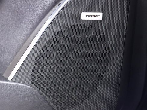 Used 2016 Cadillac Escalade Premium image 29