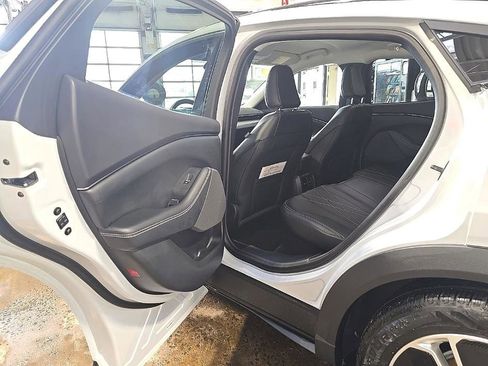 Used 2022 Ford Mustang Mach-E Select image 26