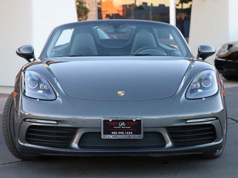 Used 2017 Porsche 718 Boxster image 7