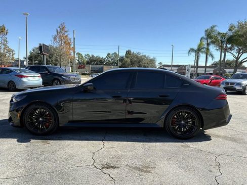 Used 2025 BMW M5 w/ Executive Package image 6