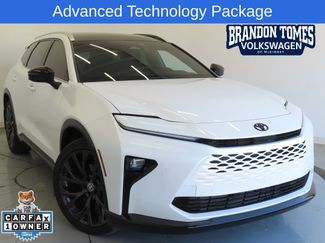 Used 2025 Toyota Crown Signia w/ Advanced Technology Package video 1