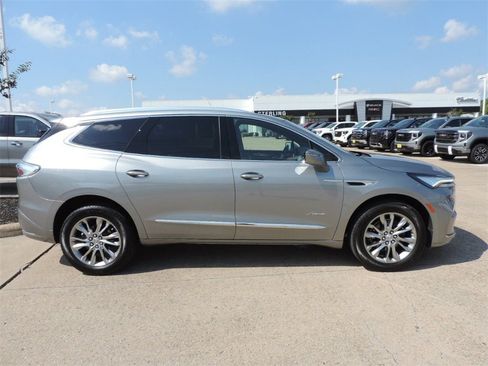 Certified 2023 Buick Enclave Avenir w/ Avenir Technology Package image 4