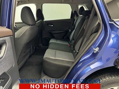 Used 2022 Nissan Rogue SV AWD/4WD image 14