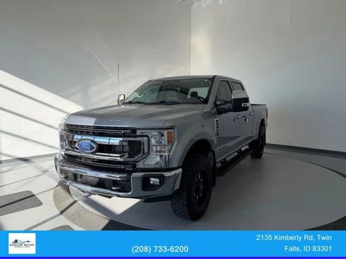 Used 2022 Ford F250 XLT w/ XLT Premium Package image 3