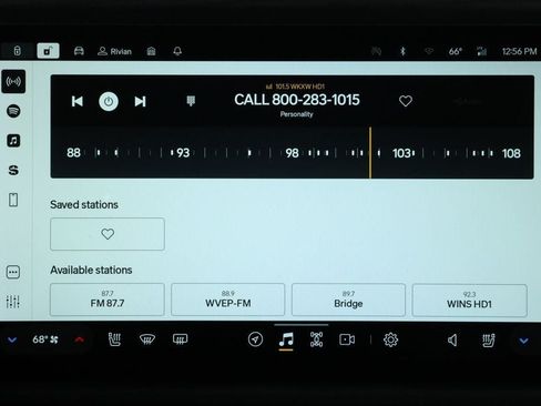 Used 2024 Rivian R1S Adventure AWD/4WD image 17