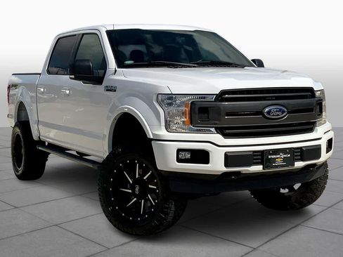 Used 2018 Ford F150 XLT w/ Equipment Group 302A Luxury image 3